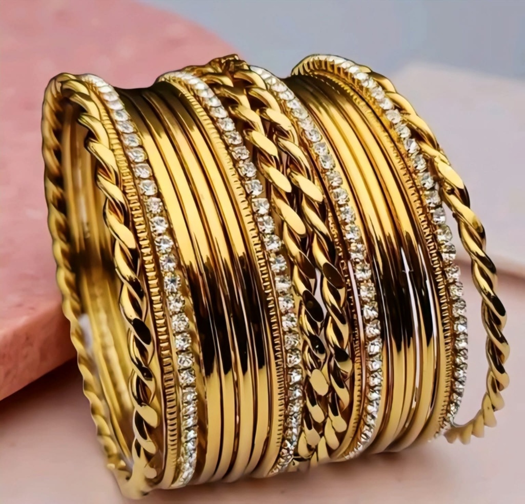 Traditional Metallic Women Bangles Set