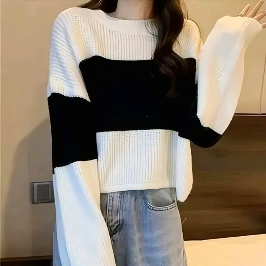 Women's Winter Sweater (S)