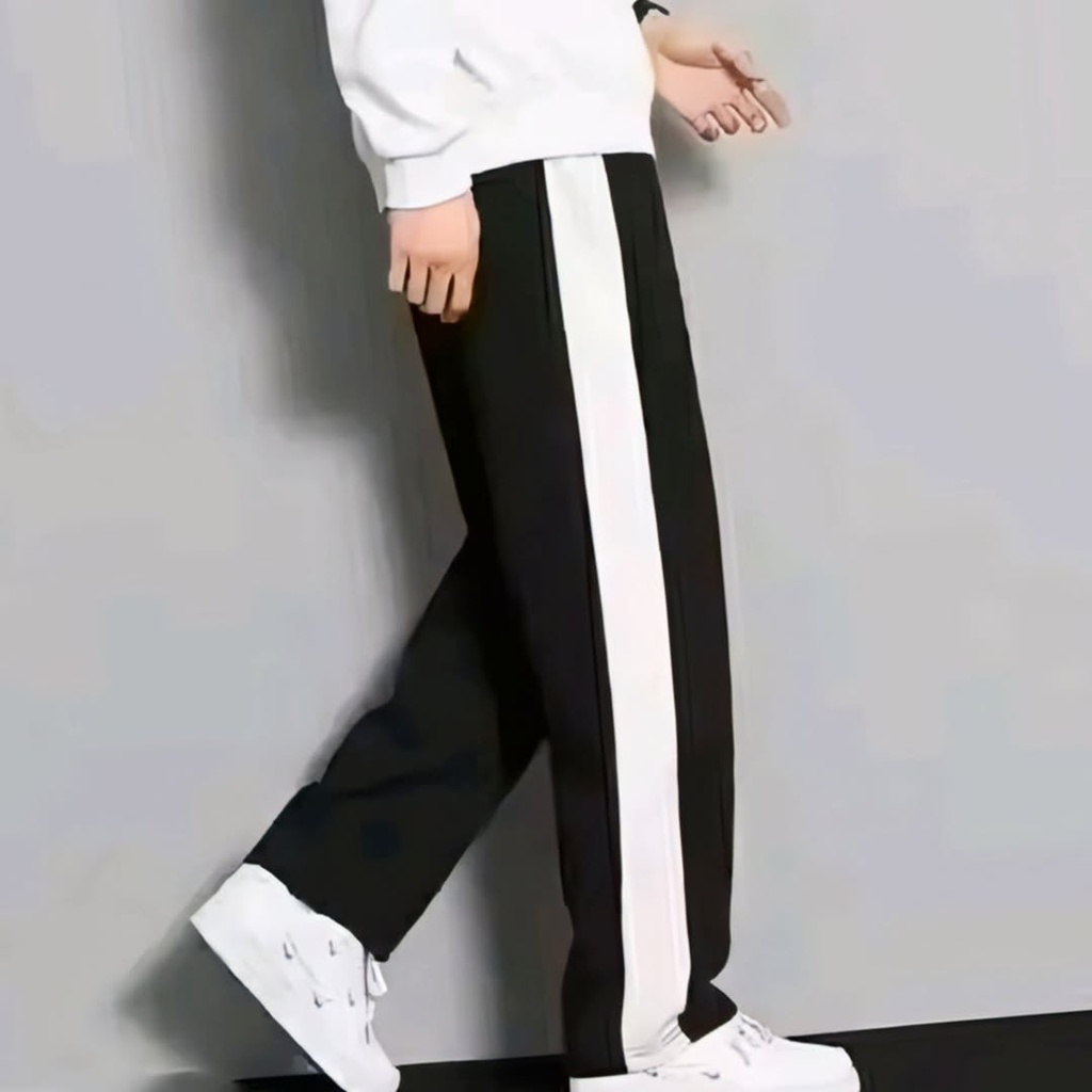 Men's Wide-Leg Relaxed Fit Trouser (26)