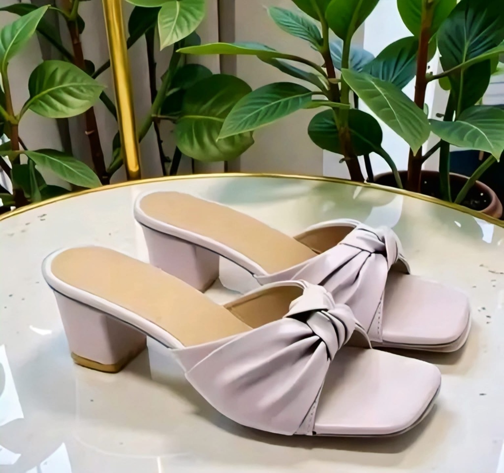 Women Black Block Heel Sandals II (3)